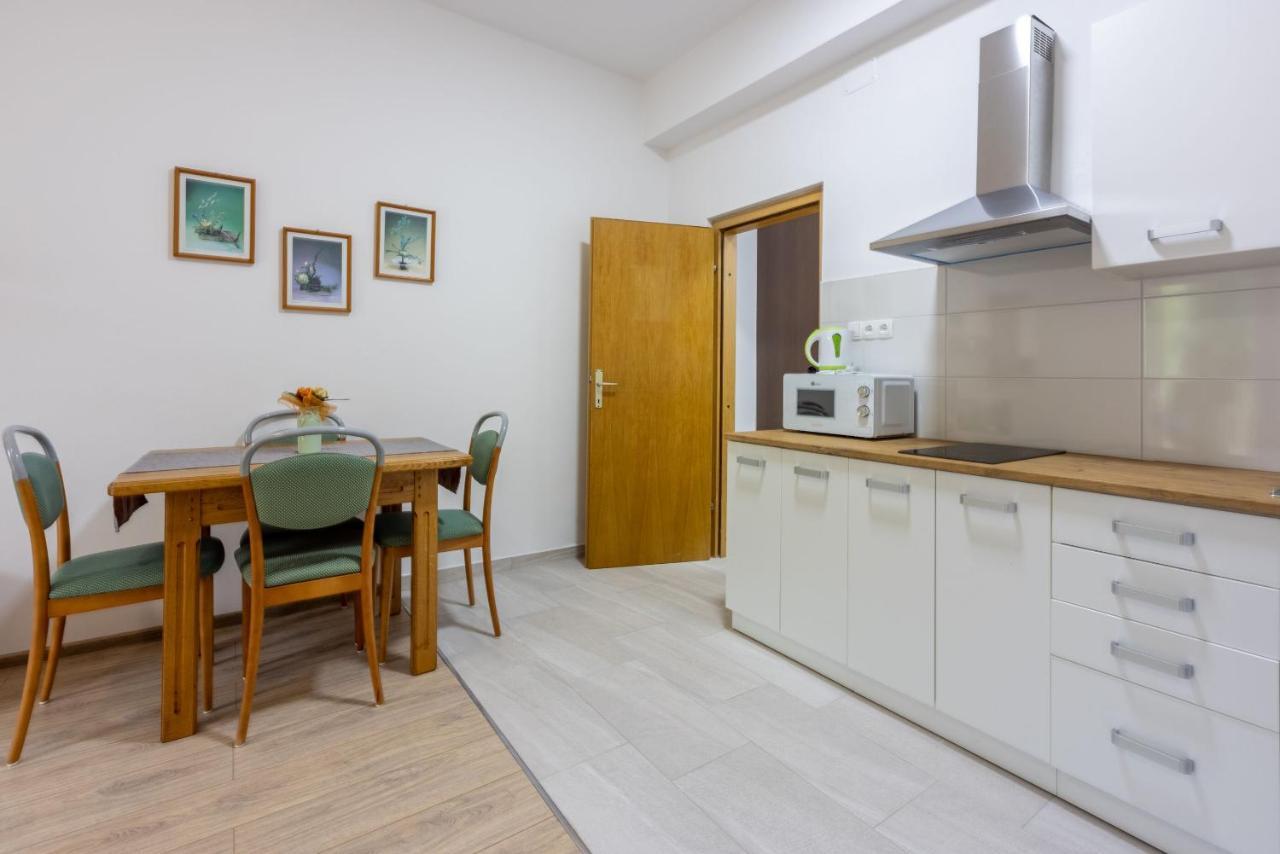 Apartments Ankica ซริกเวนิซา ภายนอก รูปภาพ
