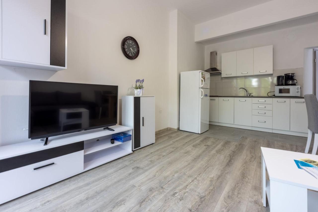Apartments Ankica ซริกเวนิซา ภายนอก รูปภาพ