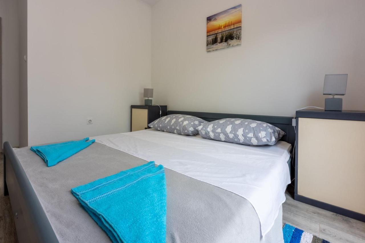 Apartments Ankica ซริกเวนิซา ภายนอก รูปภาพ