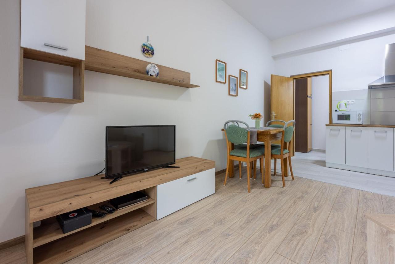 Apartments Ankica ซริกเวนิซา ภายนอก รูปภาพ
