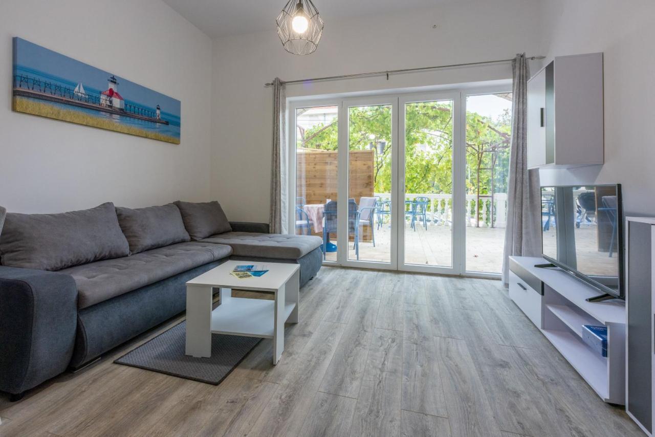 Apartments Ankica ซริกเวนิซา ภายนอก รูปภาพ